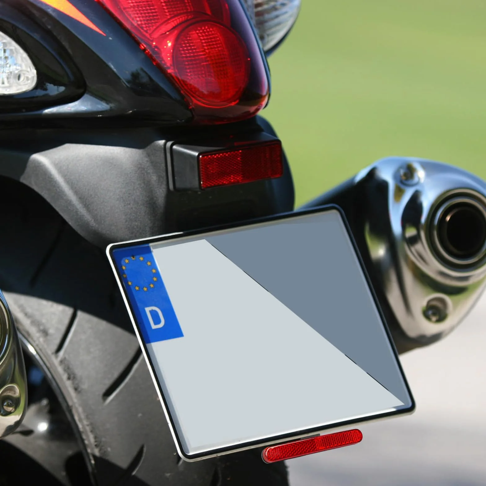 polarmotor Reflektor odblaskowy do motocykla z tyłu E4, z długim uchwytem T (długość 130 mm), wąski, 101 x 13 x 6 mm, czerwony, uniwersalny kocie oczy