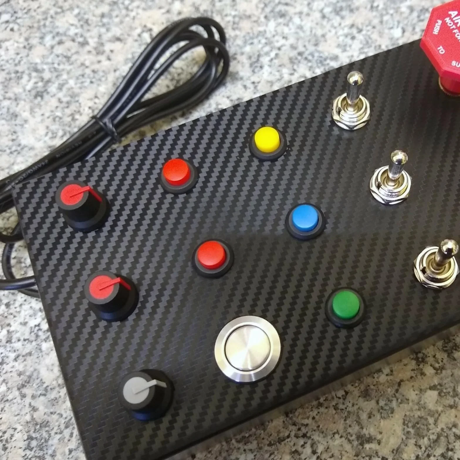 Przełączniki Push Button Momentary 16 mm 3A 250V AC 2-biegunowe 24 sztuki