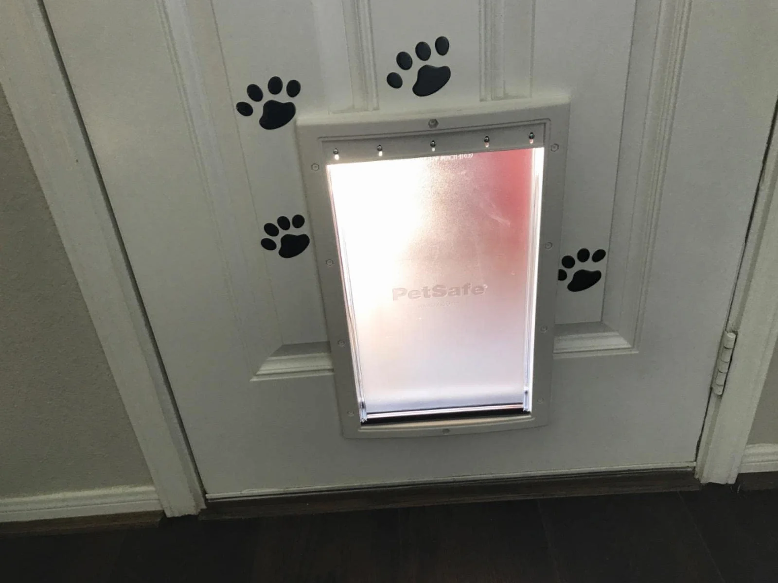 Czarna 3D chromowana łapa psa ślad naklejka naklejka auto samochód emblemat kalkomania dekoracja (czarna)